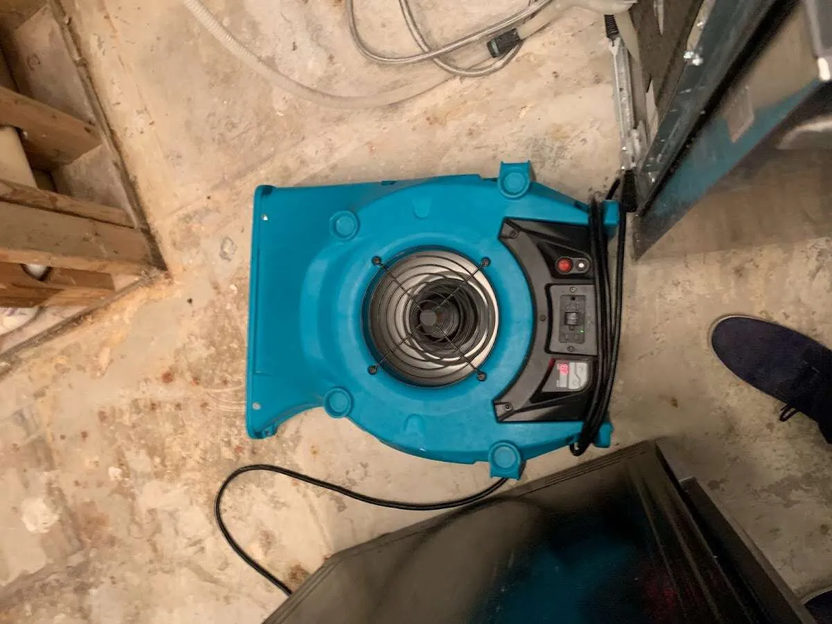 Air mover drying equipment for Fire & Smoke Damage Restoration in Cypress Lake